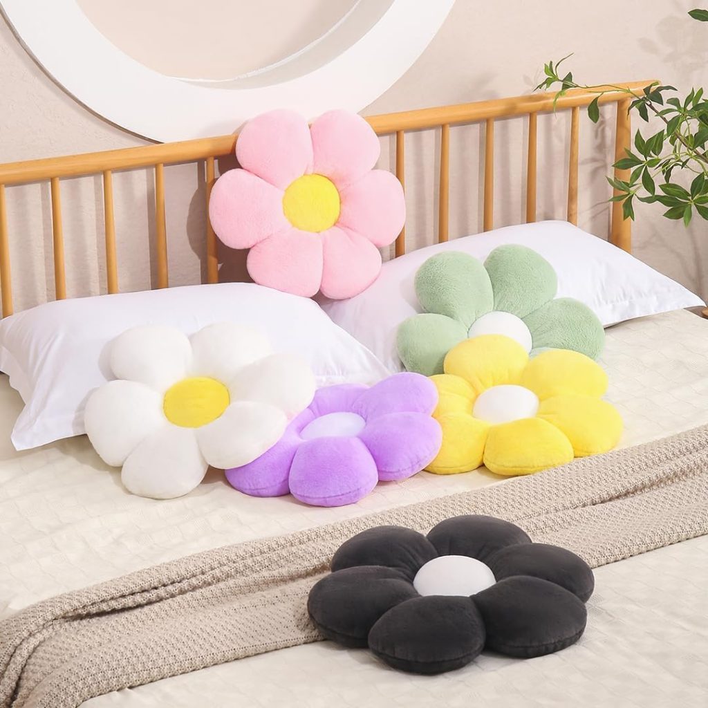 decorative pillows for dorm room
